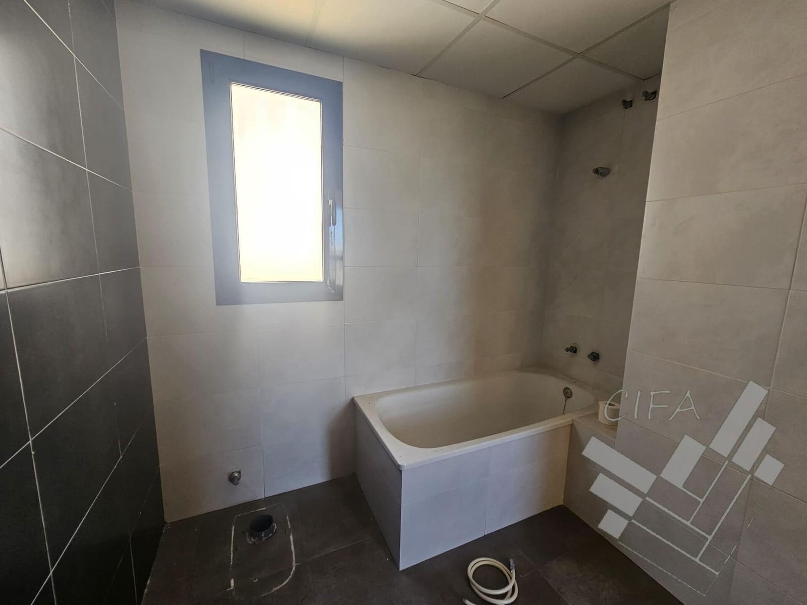 3 bedroom Apartment for sale in Vinaros with garage - € 211,000 (Ref: 9408065)