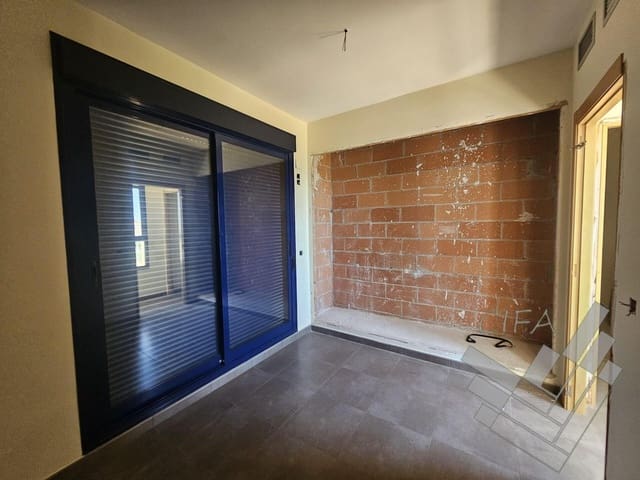 3 soveværelse Lejlighed til salg i Vinaròs med garage - € 211.000 (Ref: 9408065)