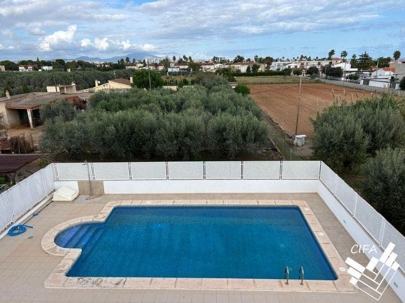 3 bedroom Apartment for sale in Vinaros with garage - € 211,000 (Ref: 9408066)