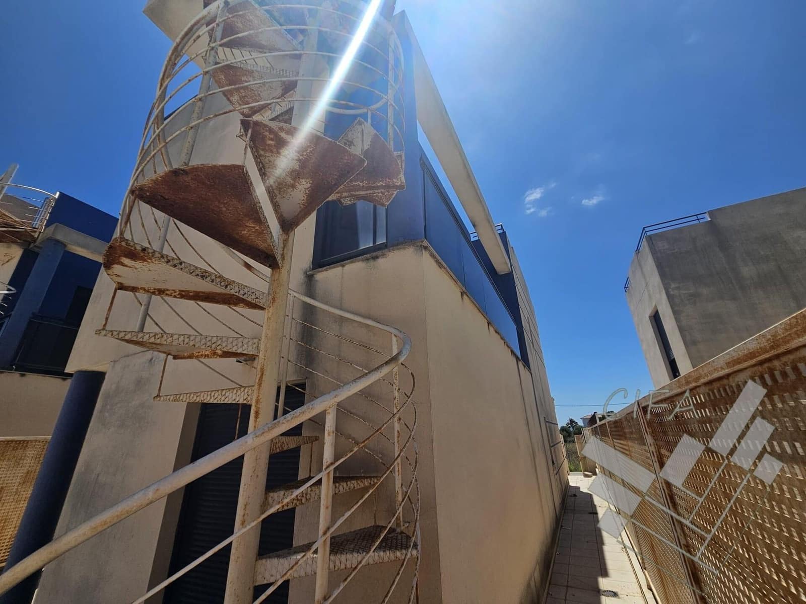 3 bedroom Apartment for sale in Vinaros with garage - € 211,000 (Ref: 9408066)