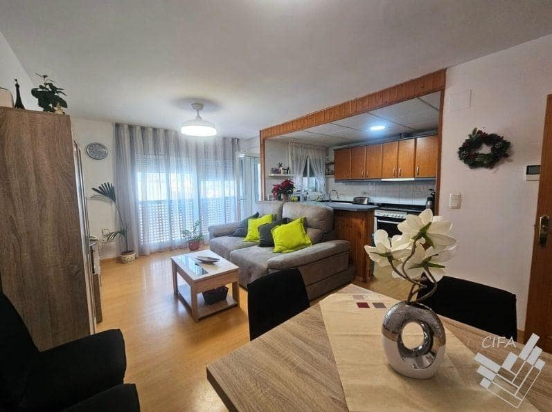 3 slaapkamer Flat te koop in Vinaros - € 170.000 (Ref: 9411001)