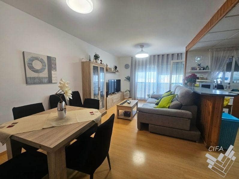 3 slaapkamer Flat te koop in Vinaros - € 170.000 (Ref: 9411001)
