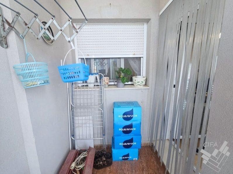 3 slaapkamer Flat te koop in Vinaros - € 170.000 (Ref: 9411001)