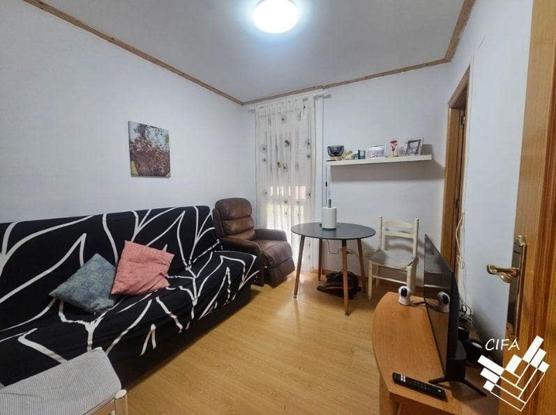 3 slaapkamer Flat te koop in Vinaros - € 170.000 (Ref: 9411001)