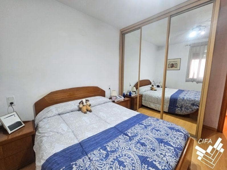 3 slaapkamer Flat te koop in Vinaros - € 170.000 (Ref: 9411001)