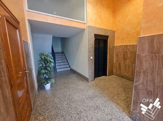 3 makuuhuone Asunto myytävänä paikassa Vinaròs - 170 000 € (Ref: 9411001)