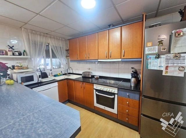 3 makuuhuone Asunto myytävänä paikassa Vinaròs - 170 000 € (Ref: 9411001)