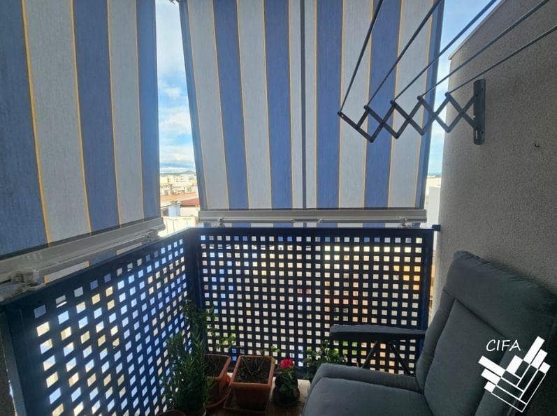 3 slaapkamer Flat te koop in Vinaros - € 170.000 (Ref: 9411001)