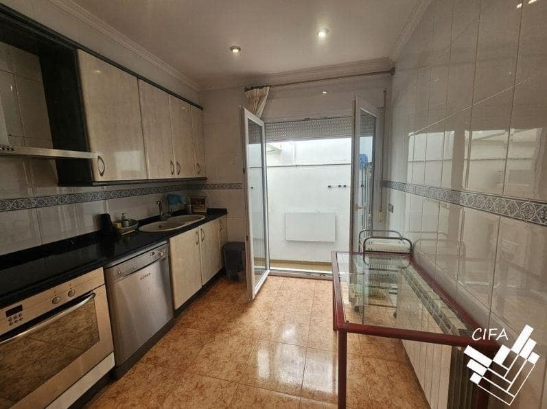 4 soveværelse Rækkehus til salg i Benicarlo med garage - € 298.000 (Ref: 9414127)