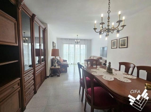 3 camera da letto Appartamento da affittare in Vinaròs - 850 € (Rif: 9433466)