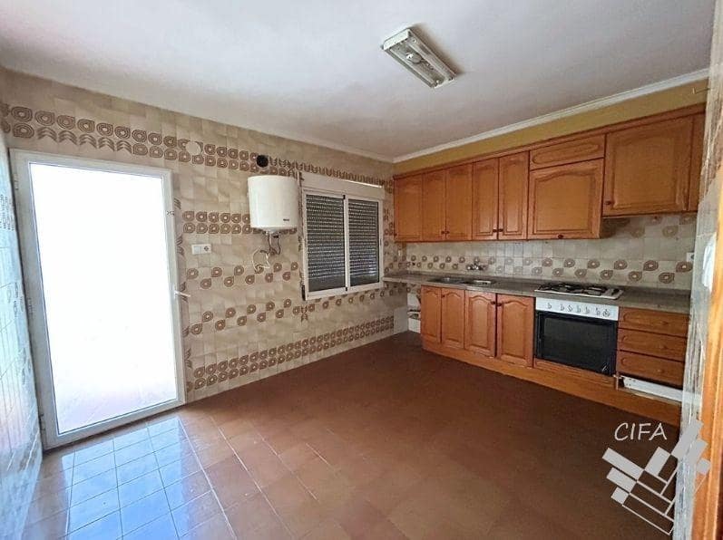 3 slaapkamer Flat te koop in Benicarlo - € 80.000 (Ref: 9437136)