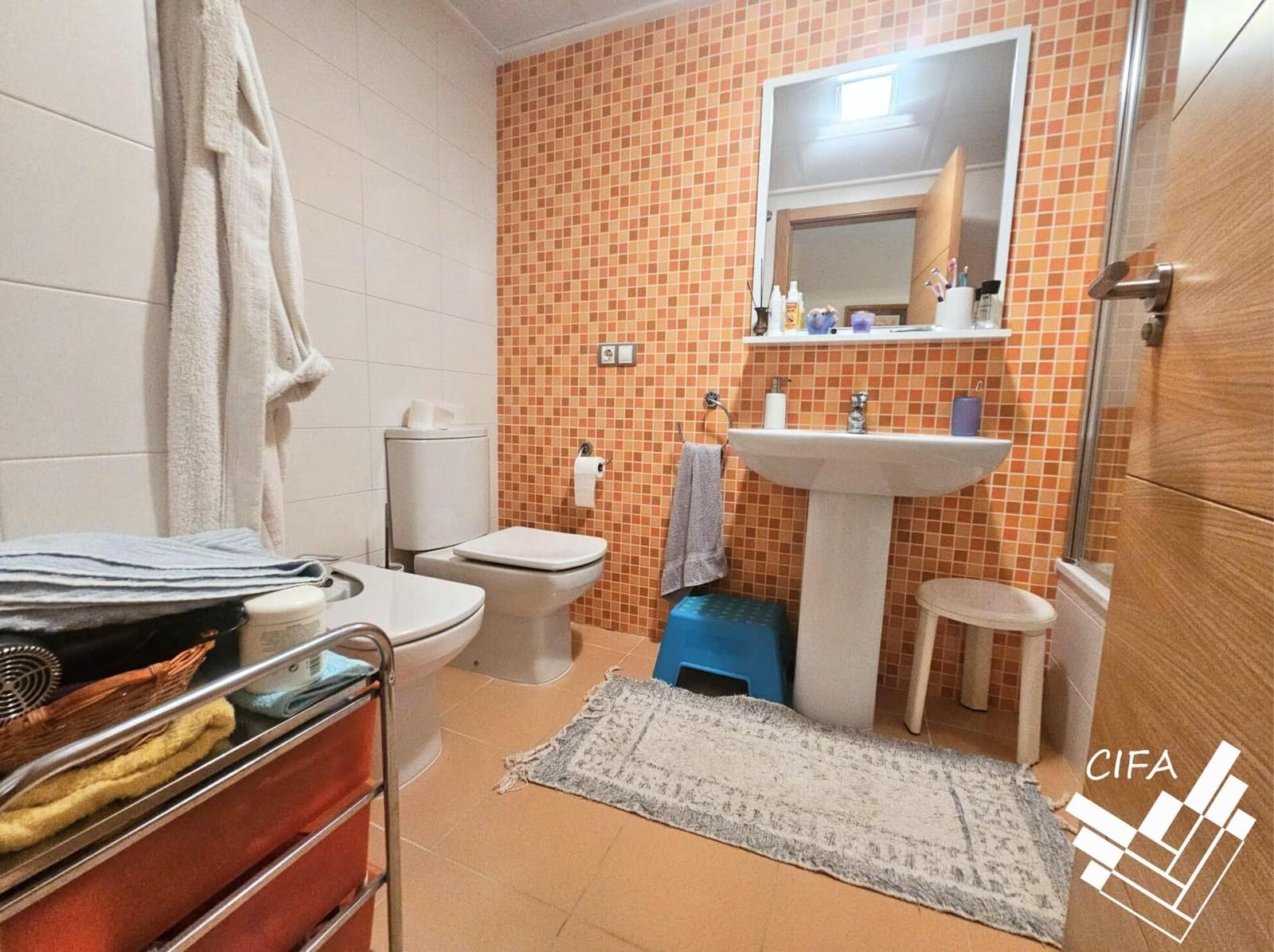 2 bedroom Flat for sale in Sant Jordi with pool garage - € 130,000 (Ref: 9446360)