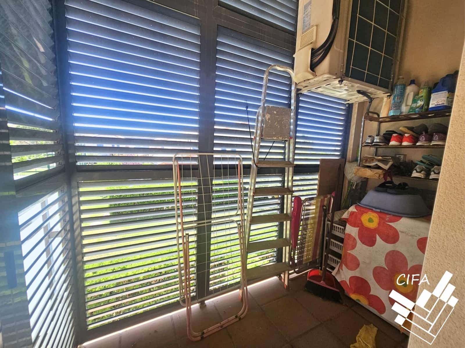 2 bedroom Flat for sale in Sant Jordi with pool garage - € 130,000 (Ref: 9446360)