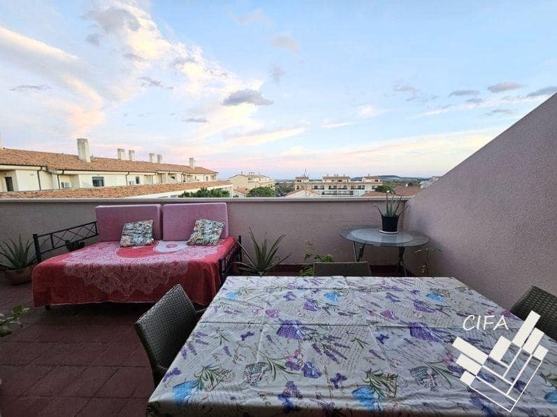 2 soveværelse Penthouse til salg i Sant Jordi med swimmingpool - € 165.000 (Ref: 9446362)