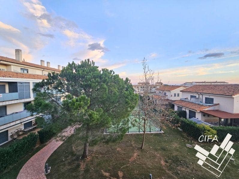 2 soveværelse Penthouse til salg i Sant Jordi med swimmingpool - € 165.000 (Ref: 9446362)