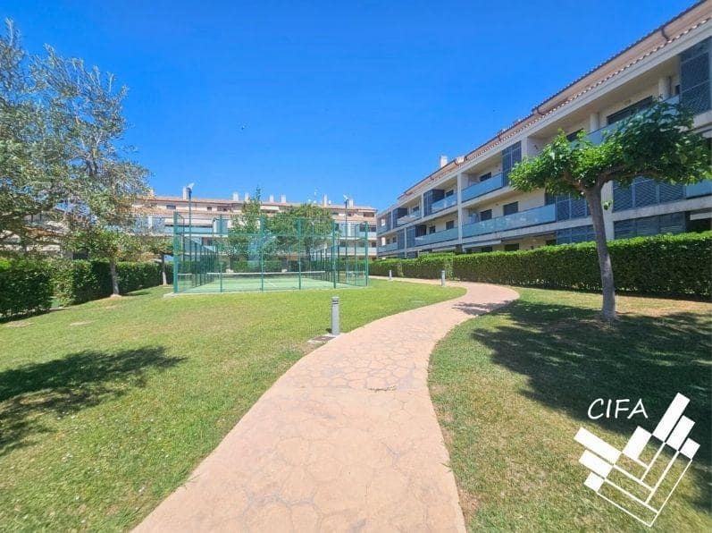 2 soveværelse Penthouse til salg i Sant Jordi med swimmingpool - € 165.000 (Ref: 9446362)