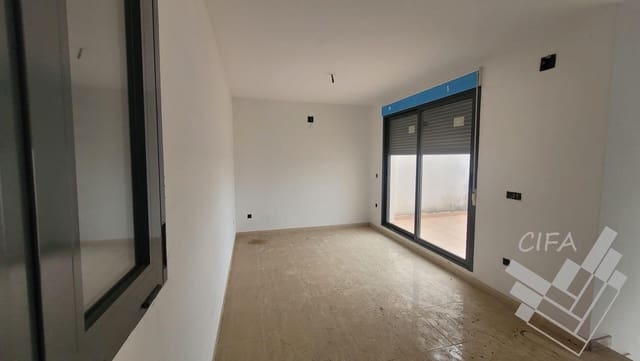 3 chambre Maison de Ville à vendre à Vinaròs avec garage - 199 000 € (Ref: 9452154)