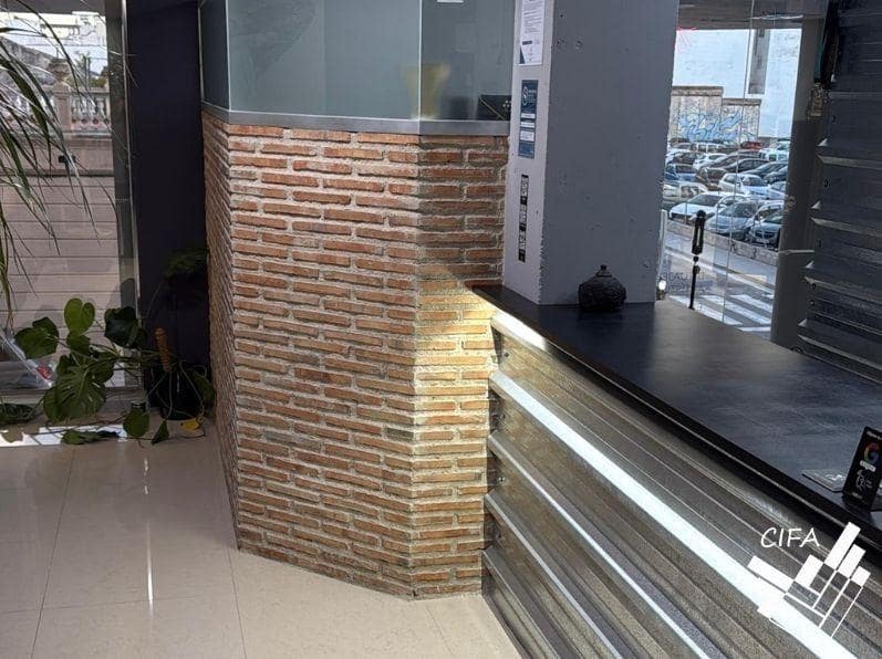 Commercieel te huur in Vinaros - € 750 (Ref: 9462114)