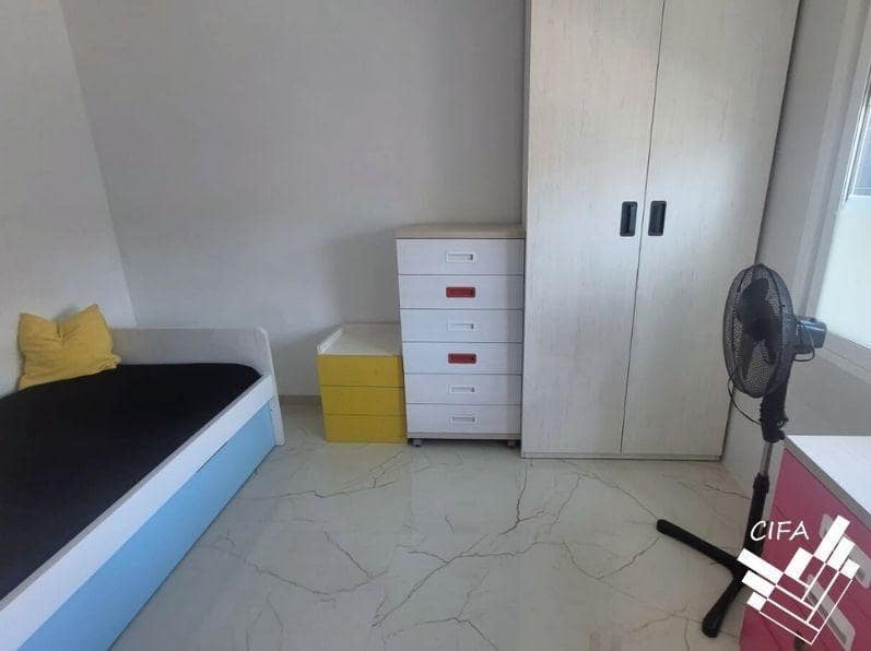 Casa de 4 habitaciones en Vinaròs en alquiler - 800 € (Ref: 9468513)