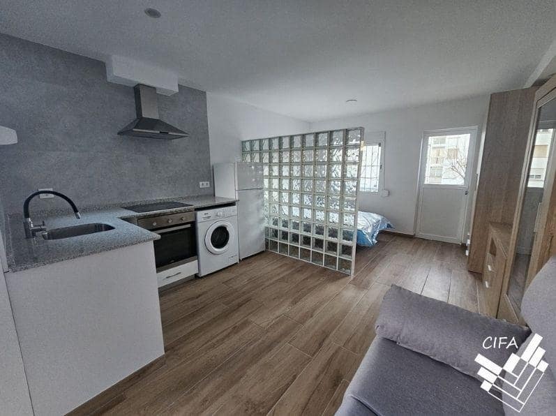 Studio à vendre à Vinaros - 75 000 € (Ref: 9474218)