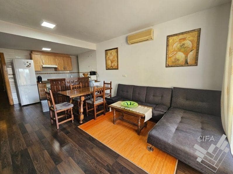 4 makuuhuone Asunto myytävänä paikassa Oropesa  mukana uima-altaan - 187 500 € (Ref: 9474219)