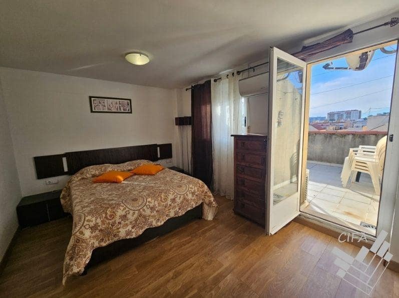 4 soverom Leilighet til salgs i Oropesa  med svømmebasseng - € 187 500 (Ref: 9474219)