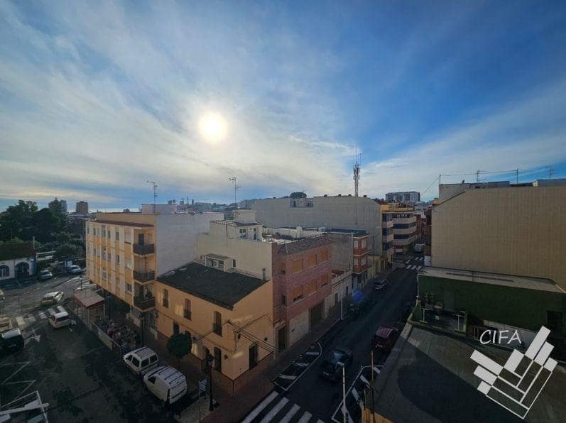 4 soverom Leilighet til salgs i Oropesa  med svømmebasseng - € 187 500 (Ref: 9474219)