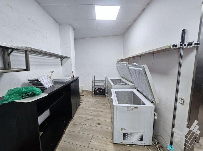 Yritys vuokrattavana paikassa Vinaros - 1 100 € (Ref: 9481207)