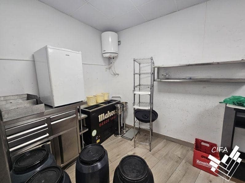 Yritys vuokrattavana paikassa Vinaros - 1 100 € (Ref: 9481207)