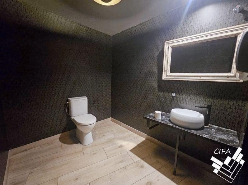 Yritys vuokrattavana paikassa Vinaros - 1 100 € (Ref: 9481207)