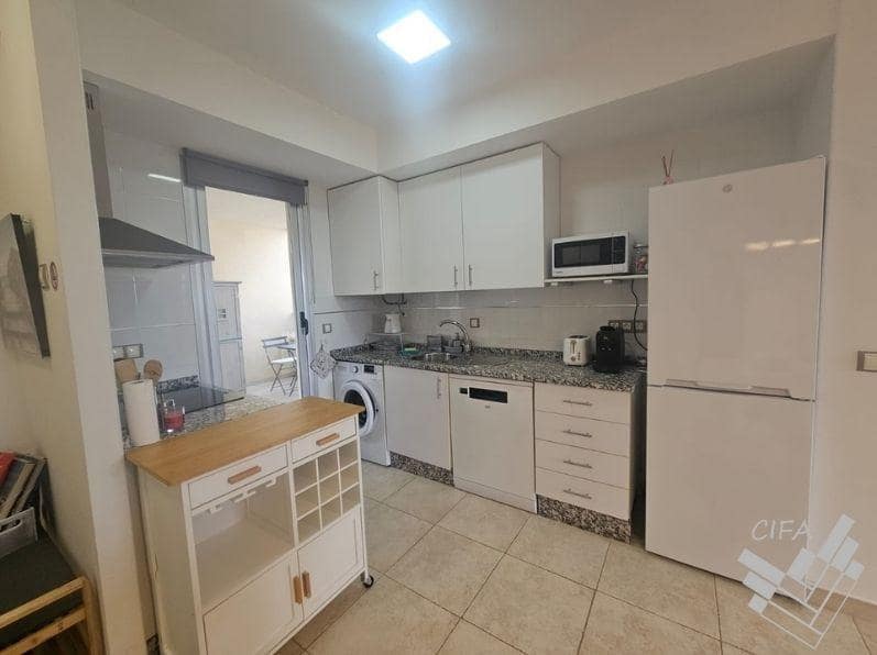 2 sovrum Lägenhet att hyra i Sant Jordi med pool - 600 € (Ref: 9488356)