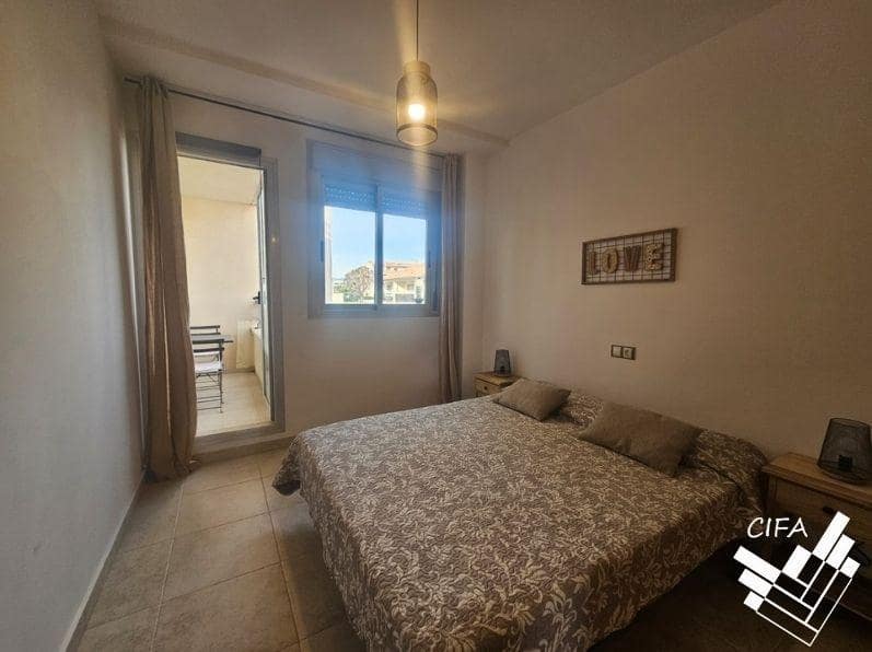 2 sovrum Lägenhet att hyra i Sant Jordi med pool - 600 € (Ref: 9488356)