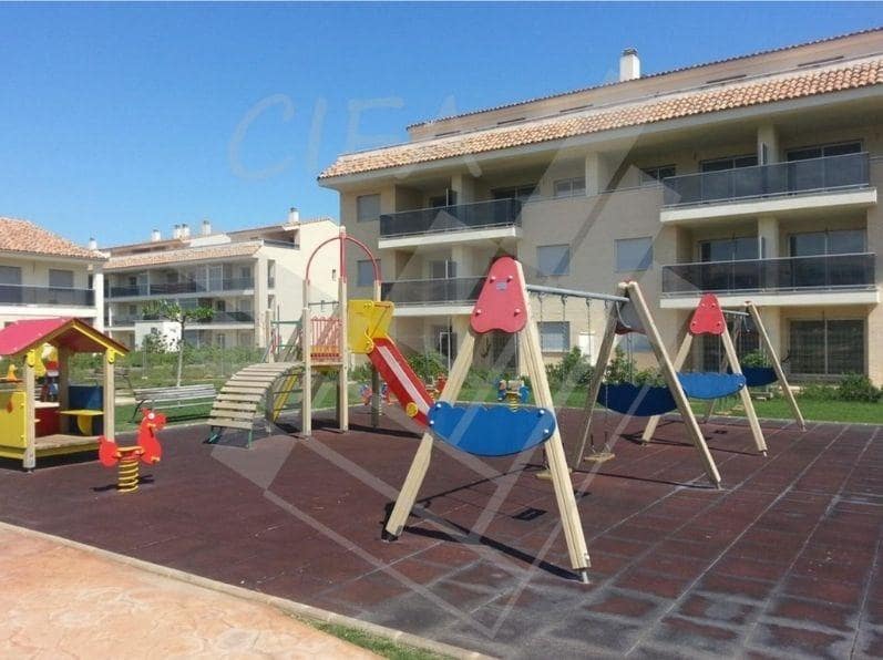 2 sovrum Lägenhet att hyra i Sant Jordi med pool - 600 € (Ref: 9488356)
