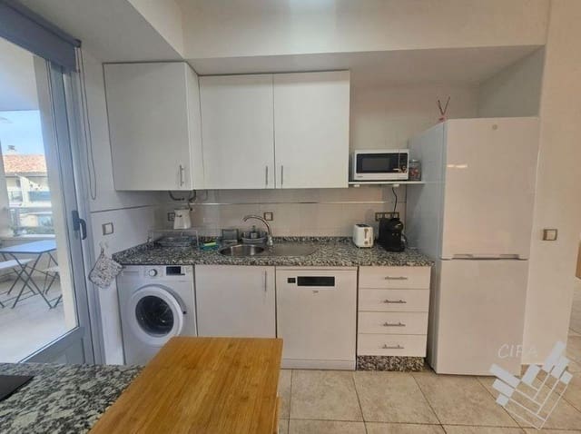 2 sovrum Lägenhet att hyra i Sant Jordi med pool - 600 € (Ref: 9488356)