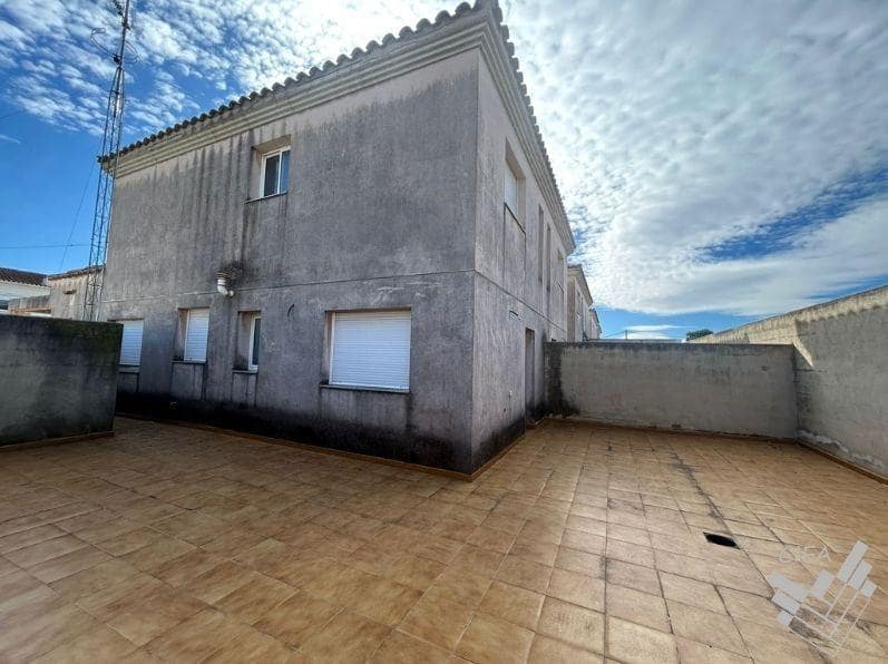 4 soverom Kjedet enebolig til salgs i Vinaros med svømmebasseng garasje - € 634 000 (Ref: 9502391)