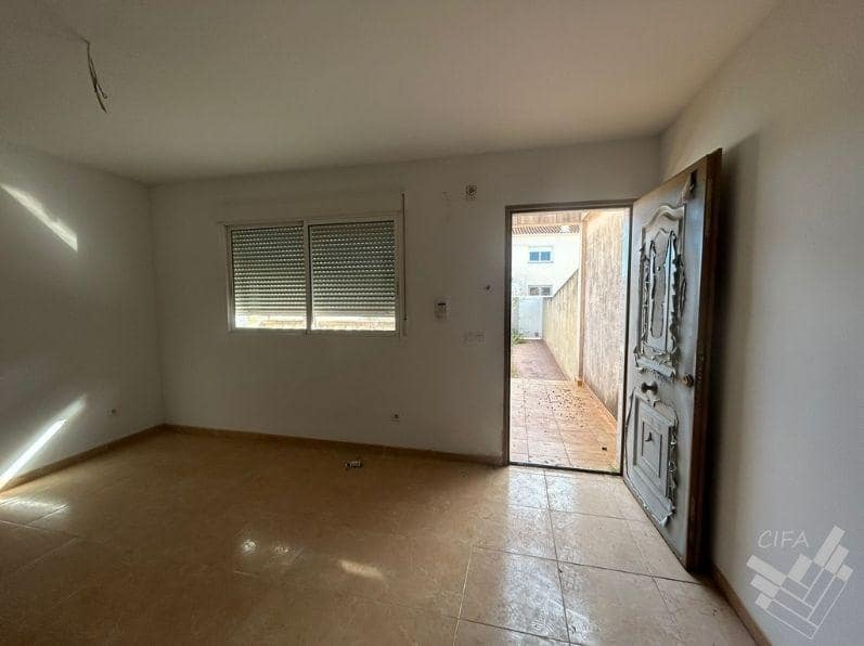 4 soverom Kjedet enebolig til salgs i Vinaros med svømmebasseng garasje - € 634 000 (Ref: 9502391)