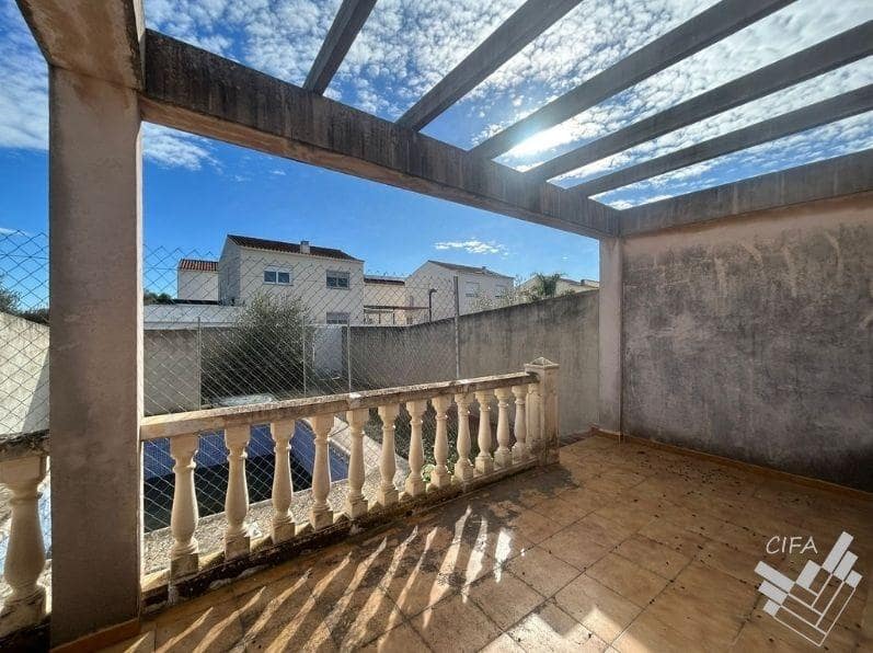 4 soverom Kjedet enebolig til salgs i Vinaros med svømmebasseng garasje - € 634 000 (Ref: 9502391)