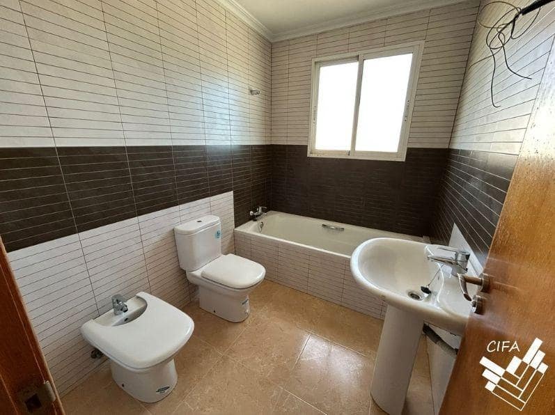 4 soverom Kjedet enebolig til salgs i Vinaros med svømmebasseng garasje - € 634 000 (Ref: 9502391)