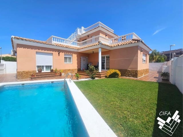 5 chambre Villa/Maison à vendre à Vinaròs avec piscine garage - 435 000 € (Ref: 9504320)
