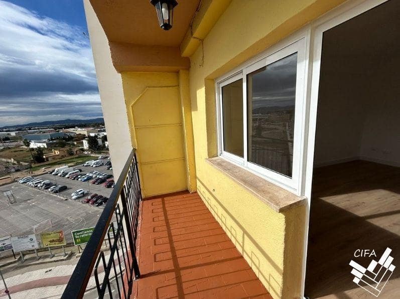 3 bedroom Flat for sale in Vinaros - € 138,000 (Ref: 9534459)
