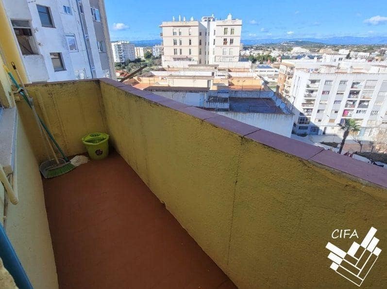 3 bedroom Flat for sale in Vinaros - € 138,000 (Ref: 9534459)