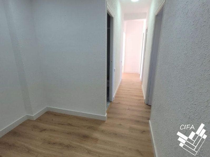 3 bedroom Flat for sale in Vinaros - € 138,000 (Ref: 9534459)