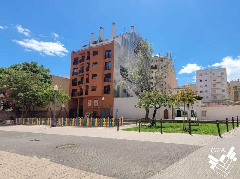 Commercial for sale in Vinaros - € 83,000 (Ref: 9543683)