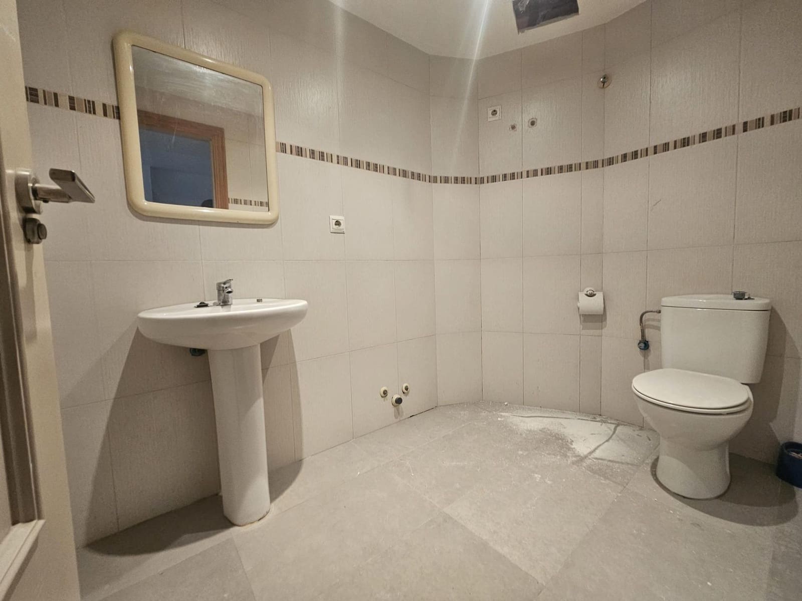 Kaupallinen vuokrattavana paikassa Vinaros - 450 € (Ref: 9551530)