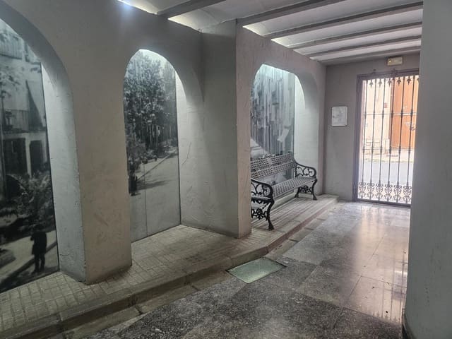 Kaupallinen vuokrattavana paikassa Vinaròs - 450 € (Ref: 9551530)