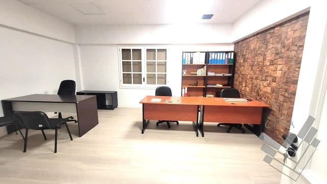 Kontor til leie i Vinaròs - € 230 (Ref: 9551531)
