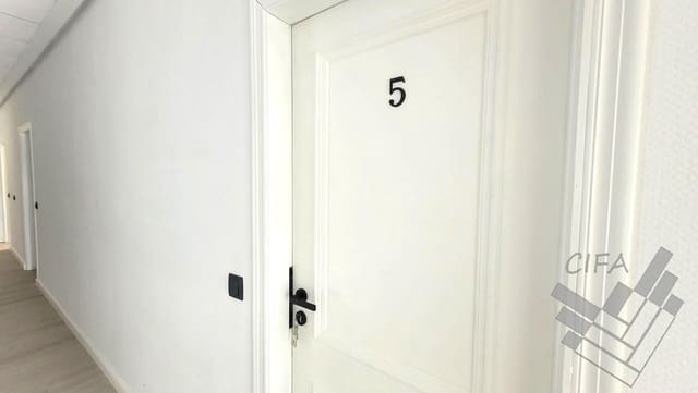 Office for rent in Vinaròs - € 230 (Ref: 9551531)