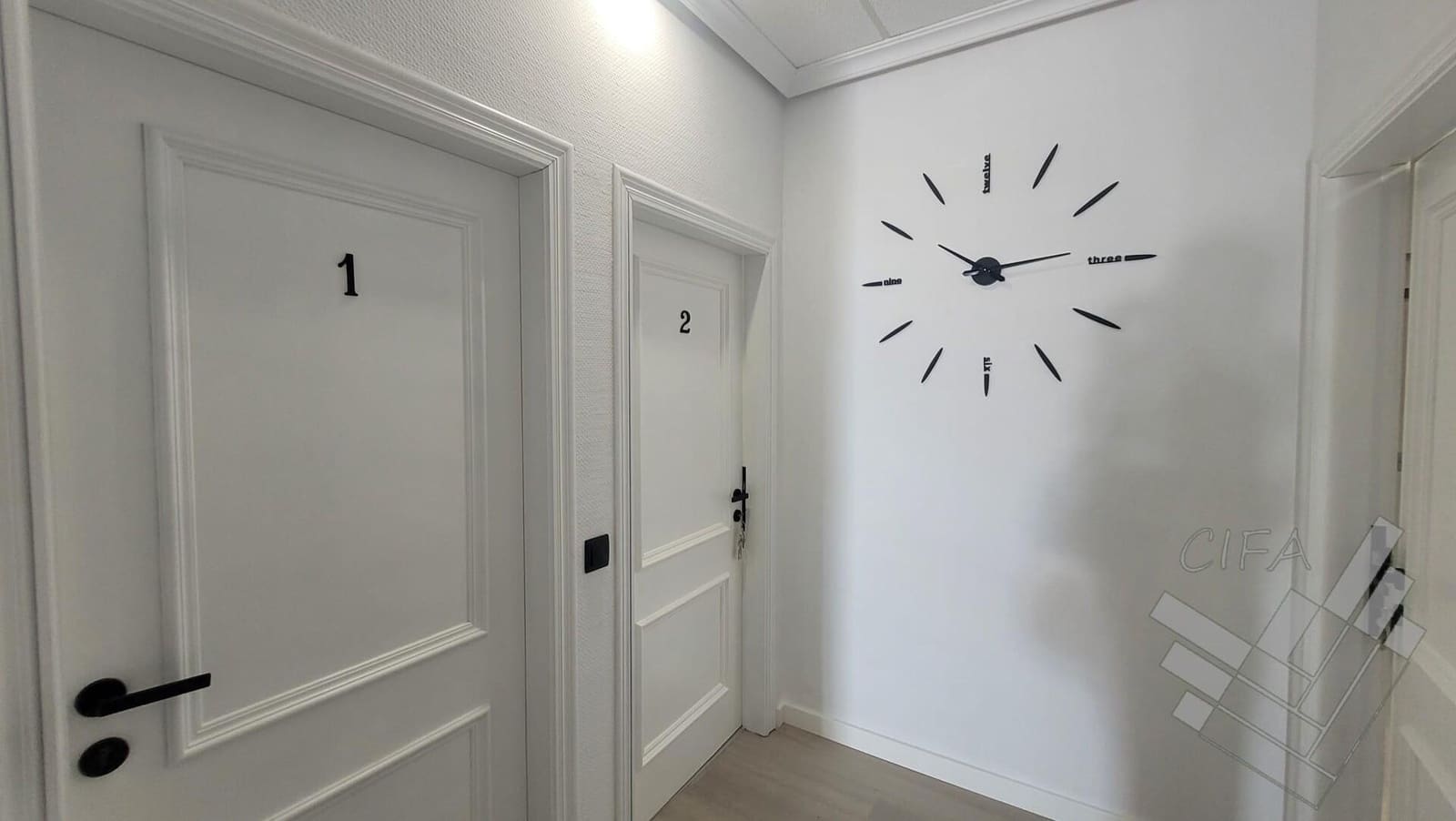 Office for rent in Vinaros - € 230 (Ref: 9551531)