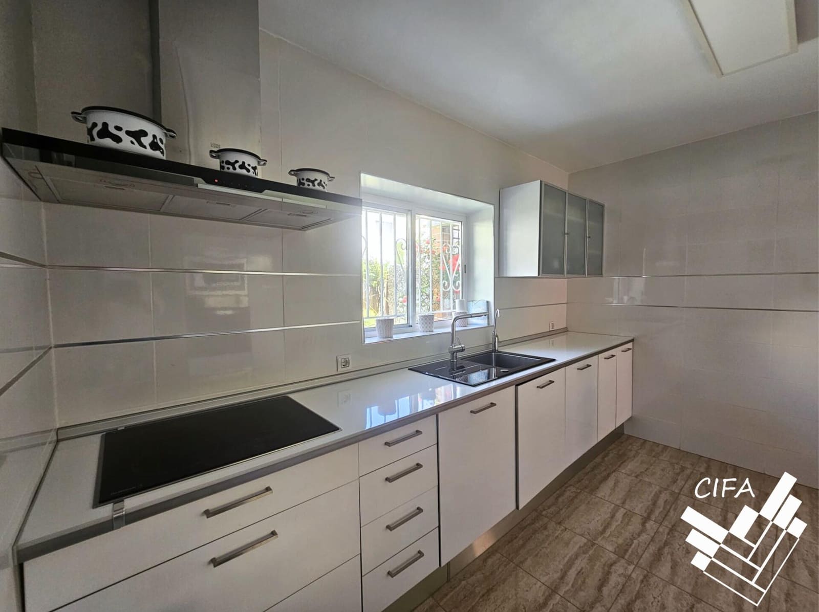 3 soveværelse Semi-Rækkehus til salg i Vinaros med garage - € 278.000 (Ref: 9565296)