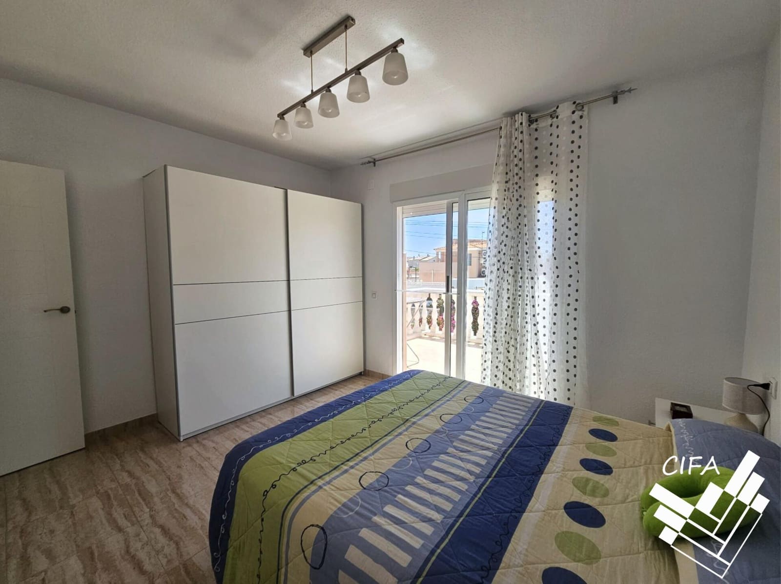 3 soveværelse Semi-Rækkehus til salg i Vinaros med garage - € 278.000 (Ref: 9565296)